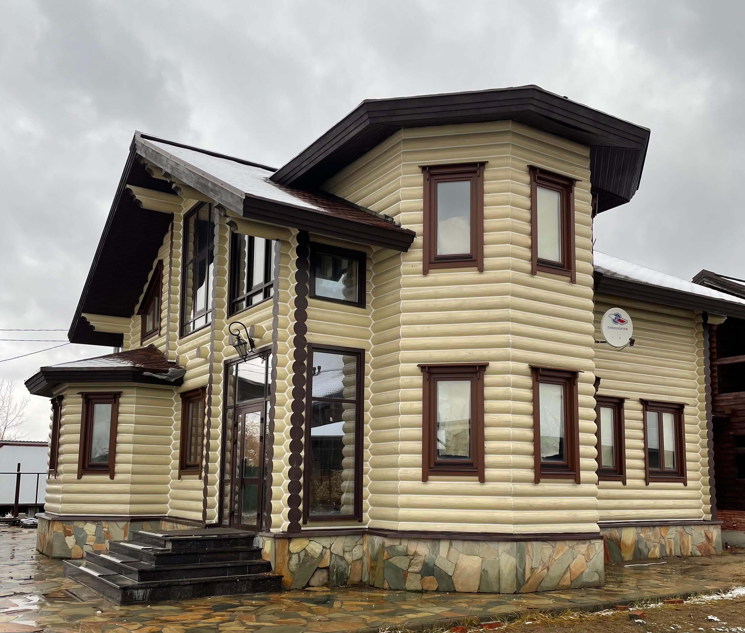 House 10
